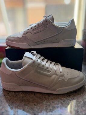 adidas Men’s Suede Low-Top Sneakers in Light Gray